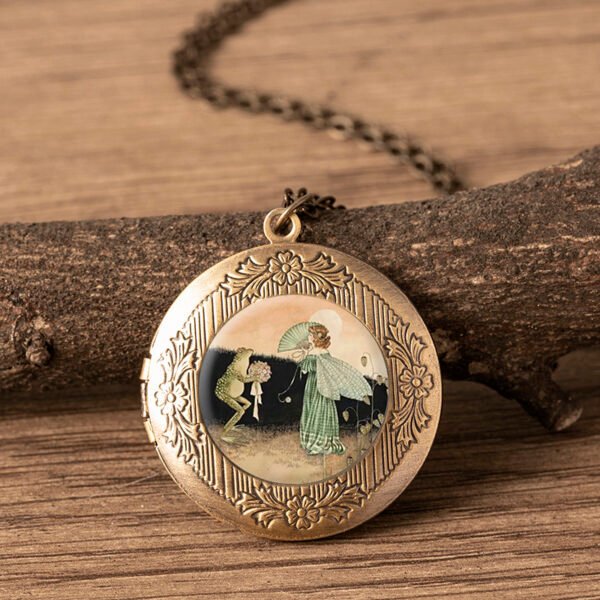 Vintage Cartoon Frog Angel Fairy Princess Glass Dome Photo Frame Locket Necklace - Image 2