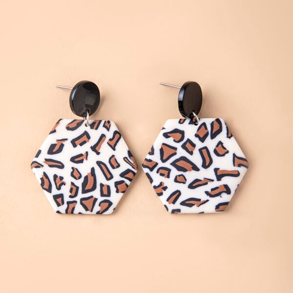 Vintage Hexagon Leopard Print Acrylic Pendant Earrings - Image 5
