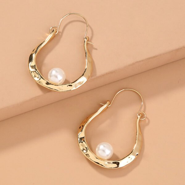 The u-shaped earrings are simple, fashionable, elegant, simple, pearl earrings - Image 3