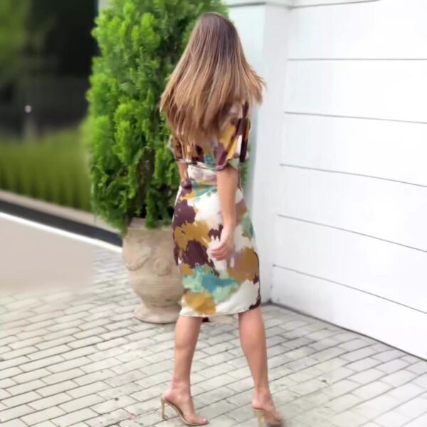 Women's V-neck High Waist Slim Fit Fashion Printed Sheath Dress - Image 3