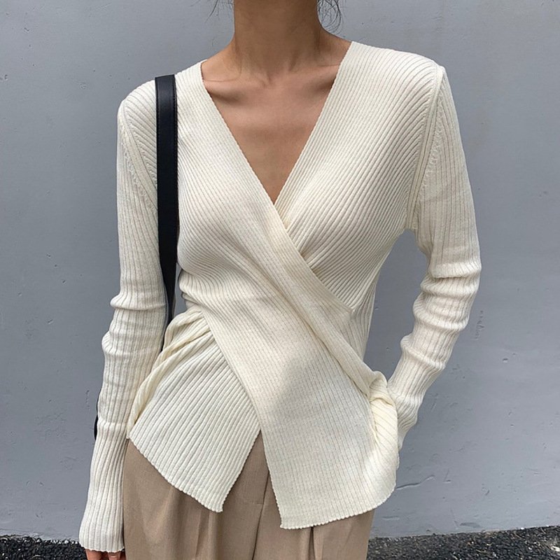 Autumn Elegant Slimming V-neckline Cross Knitted Sweater For Women - Image 2