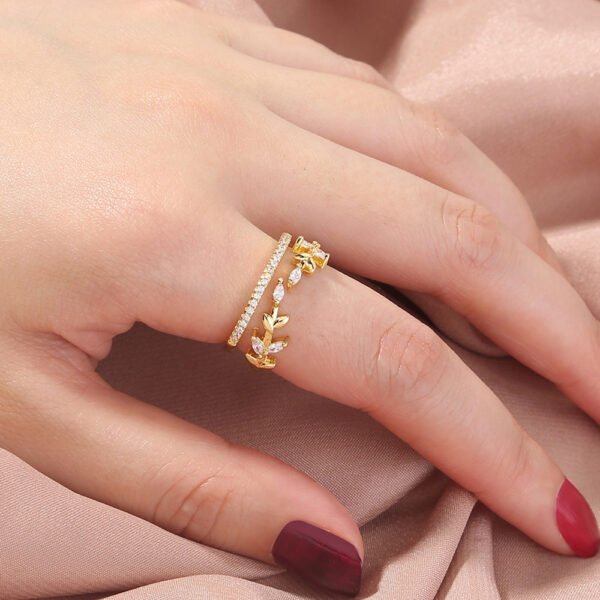 Twigs with sparkly zircon adjustable ring