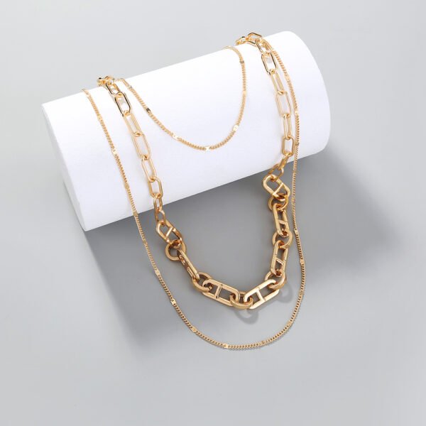 A bold, plaid, multi-layered necklace - Image 5