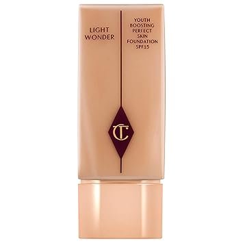 Charlotte Tilbury - Light Wonder Youth-boosting Foundation