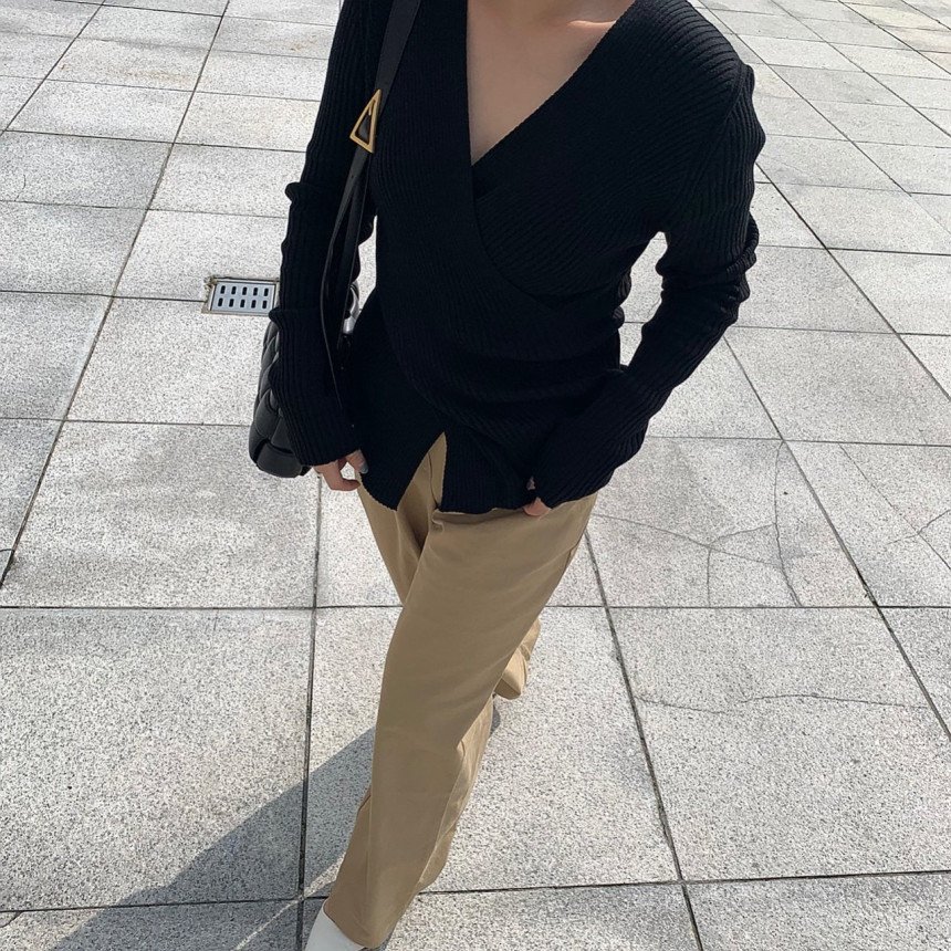 Autumn Elegant Slimming V-neckline Cross Knitted Sweater For Women - Image 10