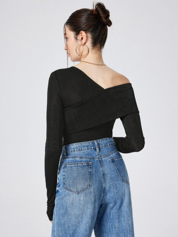 2023 Women's Sexy Slim -body Exposed Long -sleeved Long -sleeved Cross Wrap V -neck Tattoo Knitted Jacket - Image 2
