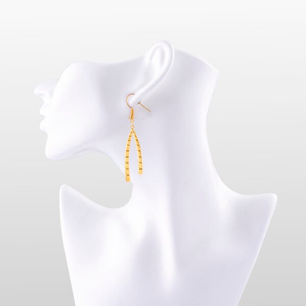 Anime Tokyo Revengers Hanma Shuuji Earrings - Image 3