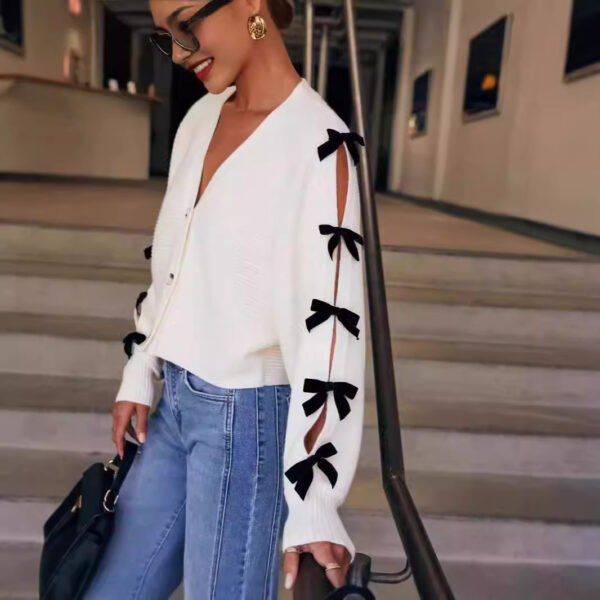 Women's Versatile Casual V-neck Knitted Bow Jacket - Image 3