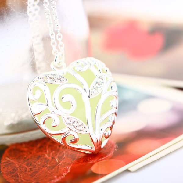 The necklace of the nine diamonds of the heart - Image 8