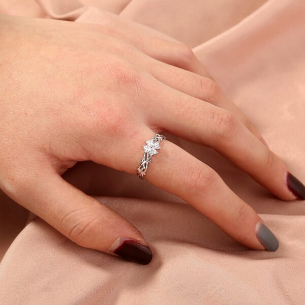 Adjustable Zircon Ring With Hollow Copper Pattern Opening