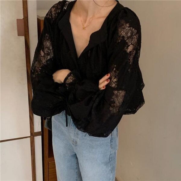 Women's Thin Oversize Long Sleeve Hollow Lace Bottoming Shirt - Image 5