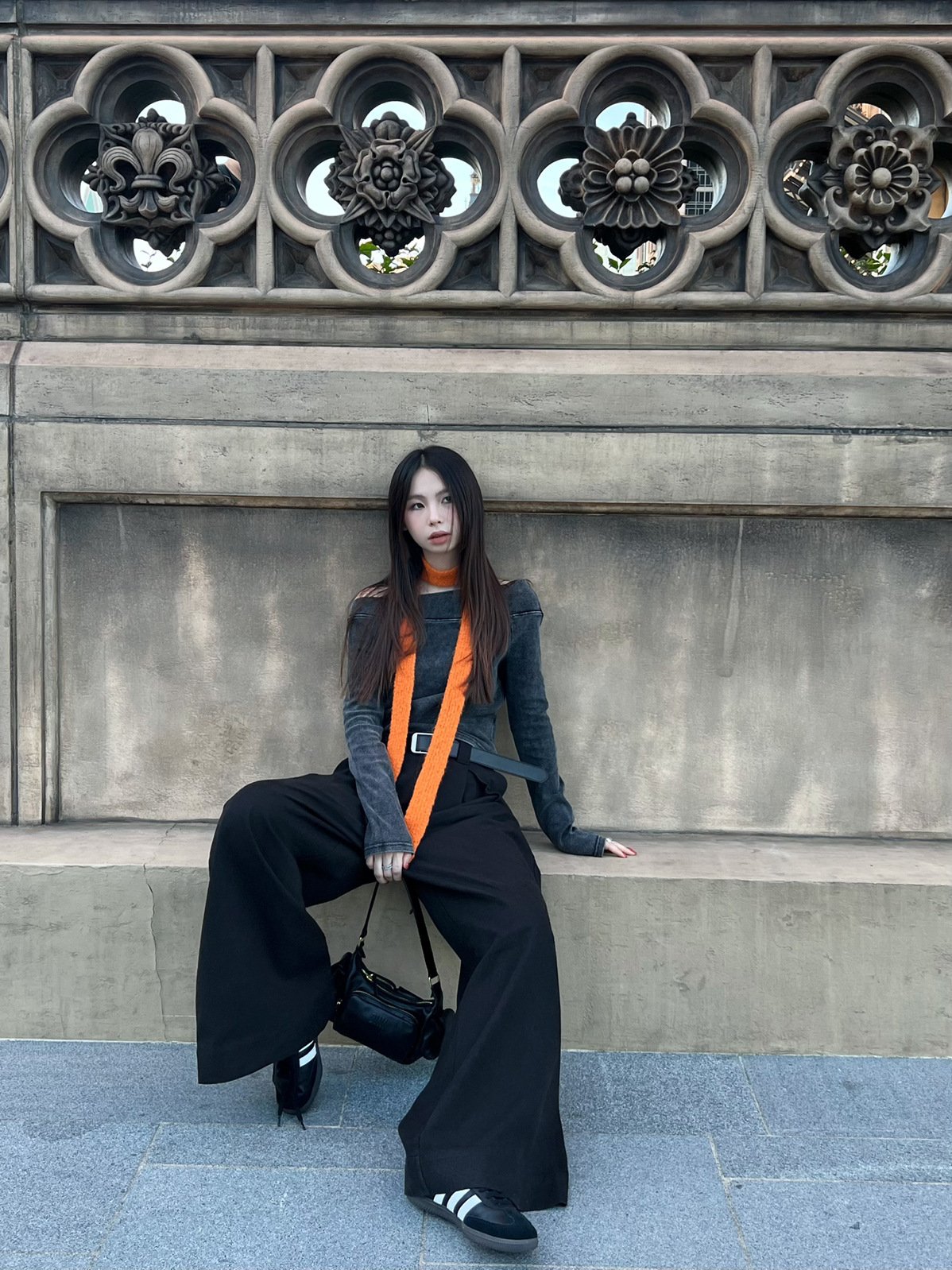 American-style Washed Vintage Off-shoulder Long-sleeved T-shirt - Image 5