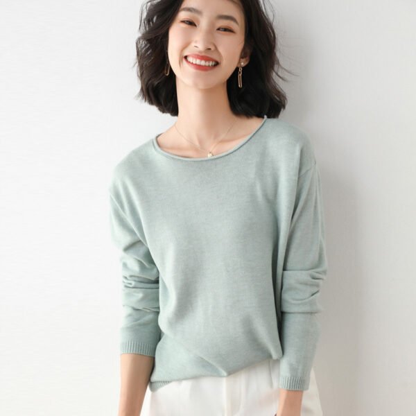Autumn And Winter New Short Sweater Women Low Round Neck