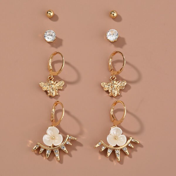 The tide is contracted cool cool breeze small ear nail set combination, temperament South Korea net red retro ear ornaments - Image 2