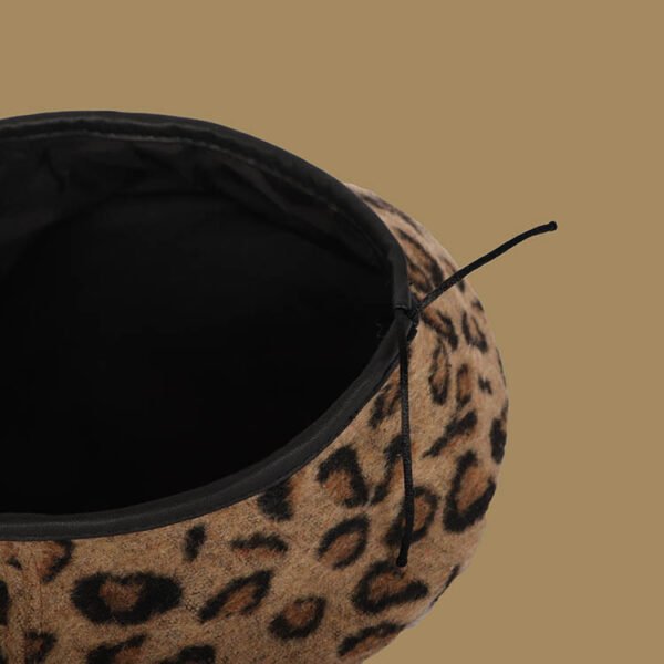 Autumn And Winter English Bud Hat - Image 5