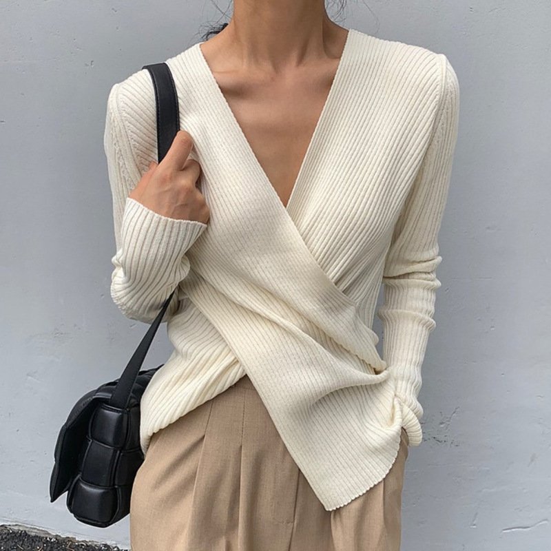 Autumn Elegant Slimming V-neckline Cross Knitted Sweater For Women - Image 5