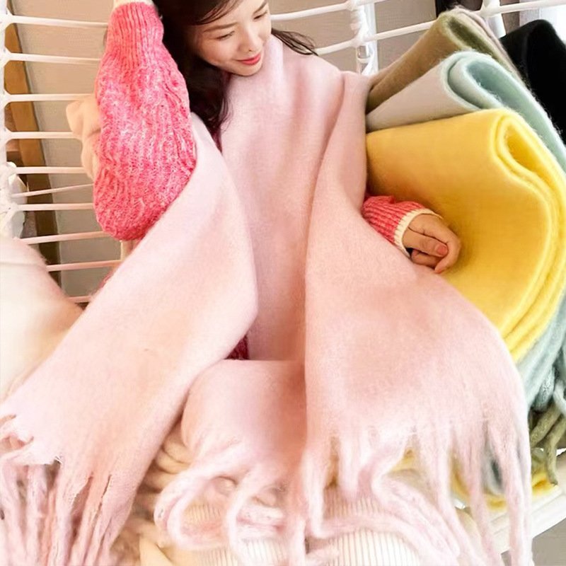 Women's Temperament Fashion Warm Solid Color Shawl Scarf - Image 5