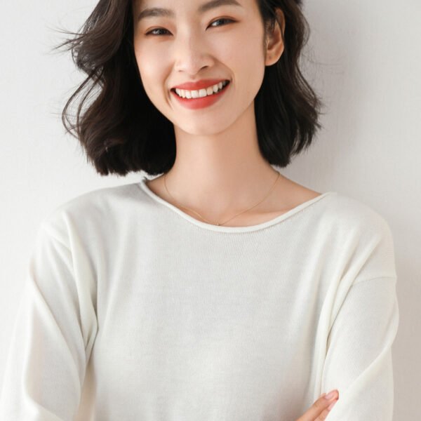 Autumn And Winter New Short Sweater Women Low Round Neck - Image 4