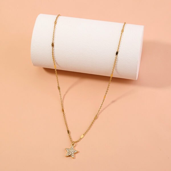 A diamond-encrusted Pentagram geometric clavicle necklace - Image 2